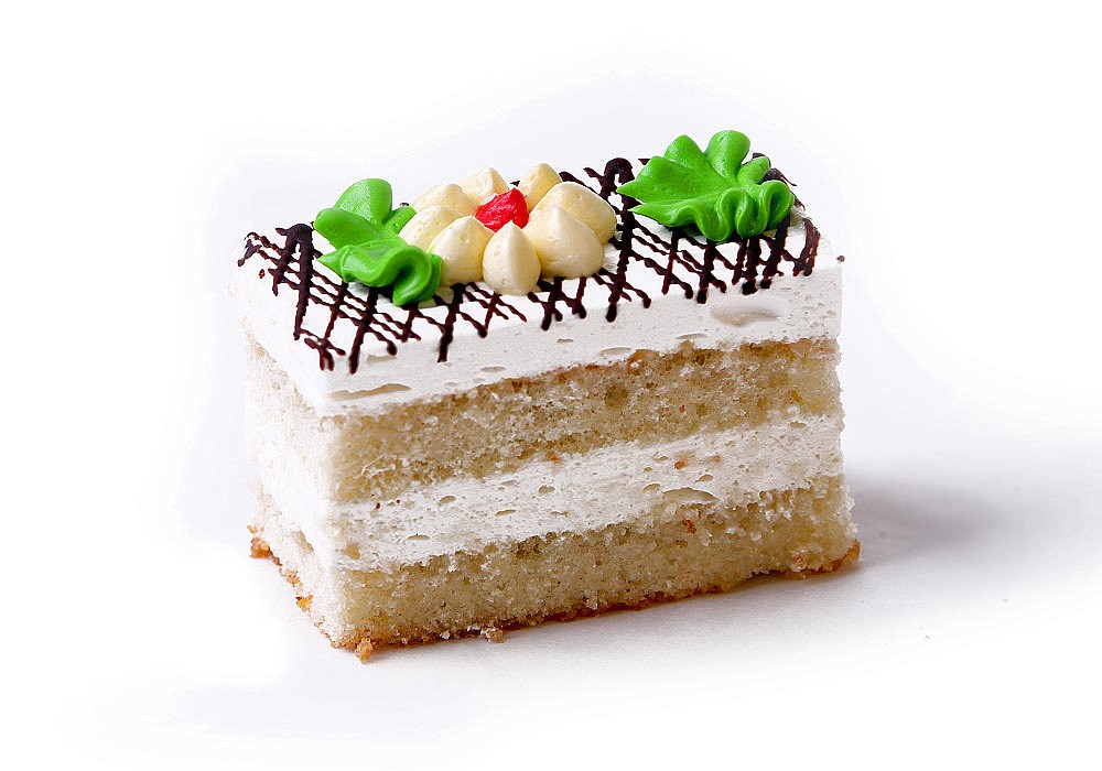 Вкусный бисквитный торт с белковым кремом 