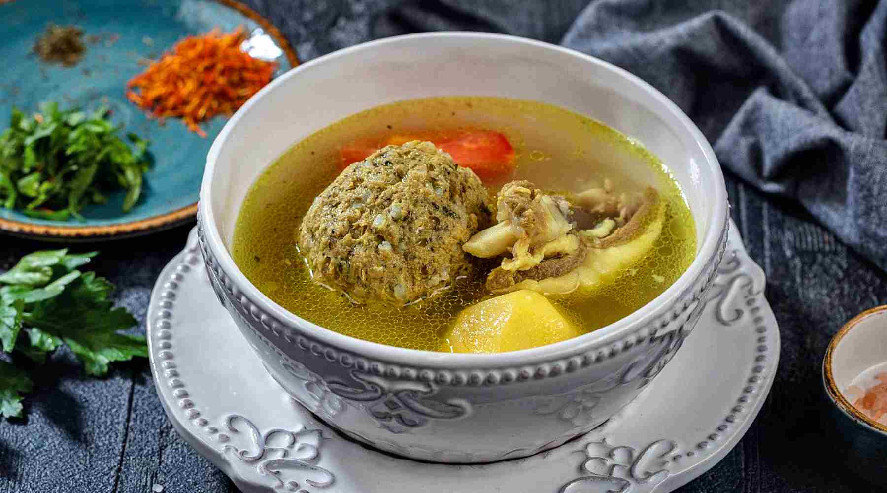 Кюфта-бозбаш (суп с мясными шариками) (азербайджанское национальное блюдо)