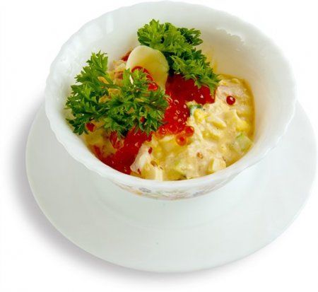 Салат из овощей с пастой «Океан»