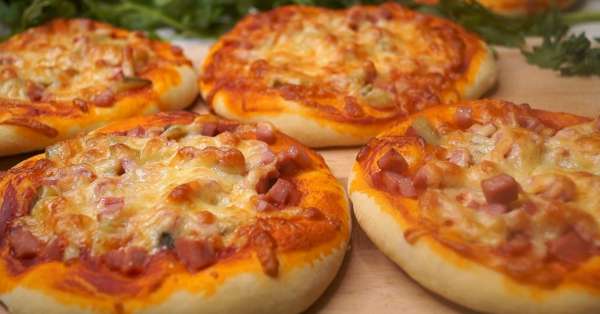 Рецепт: Творожная пицца с грибами