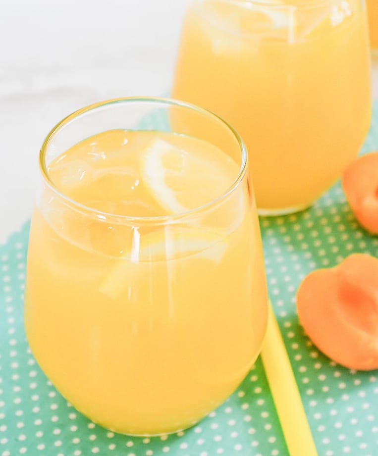 Лимонад абрикосовый