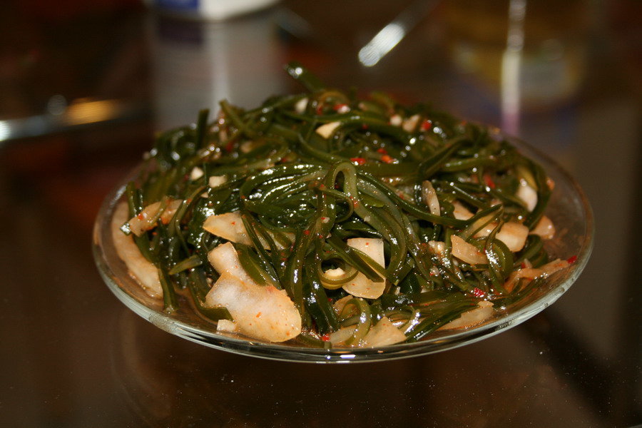 Технологическая карта блюда: Салат рыбный с морской капустой (на фото пример готового блюда)
