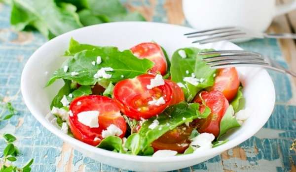 Салат из свежих помидоров и огурцов рецепт – Греческая кухня: Салаты. «Еда»