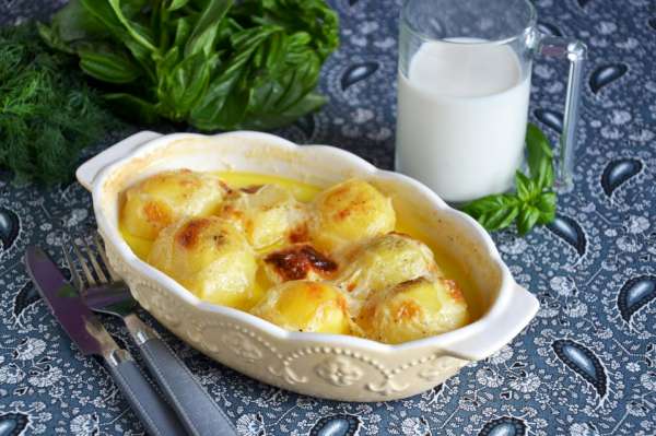 Картошка тушеная в молоке - пошаговый рецепт с фото на steklorez69.ru