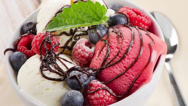 Мороженое Сливочное с плодами и ягодами