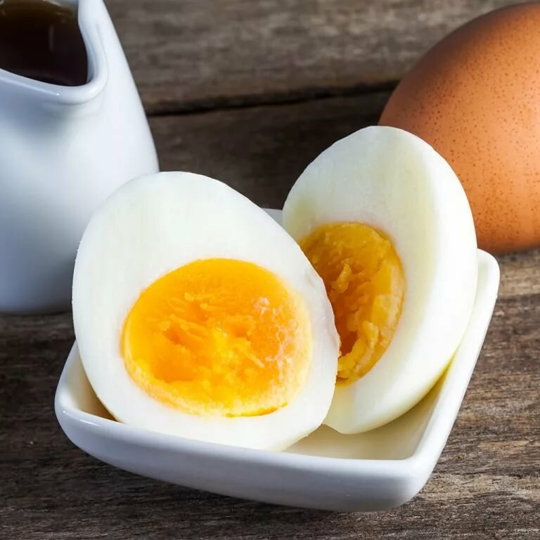 Отравление яйцами: симптомы, первая помощь и лечение