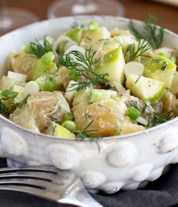 Салат картофельный с яблоками