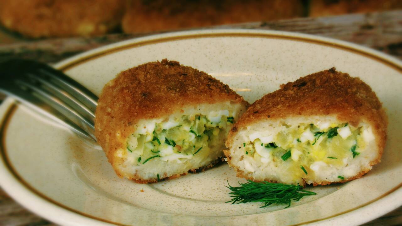 Рыбные зразы с яйцом и зеленым луком рецепт с фото