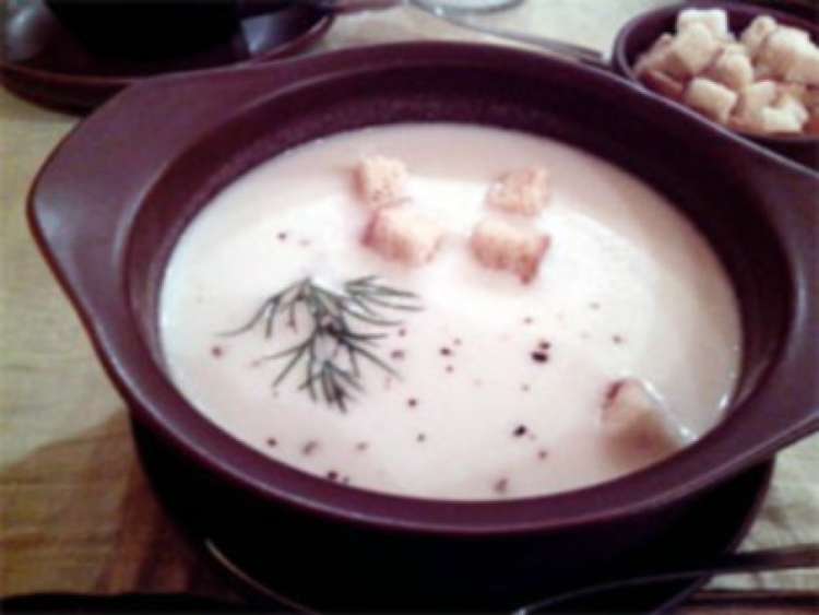 Суп дьердьский со сметаной