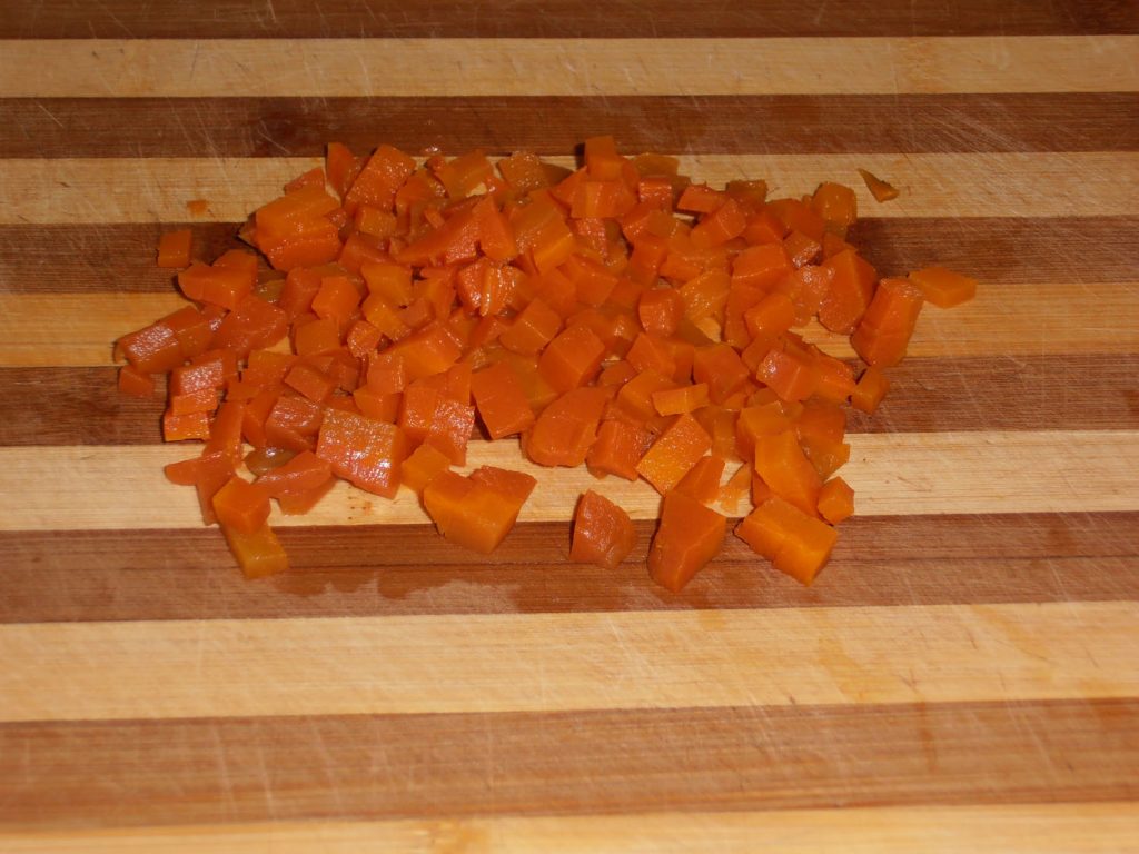 Морковь очищенная мелко нарезанная