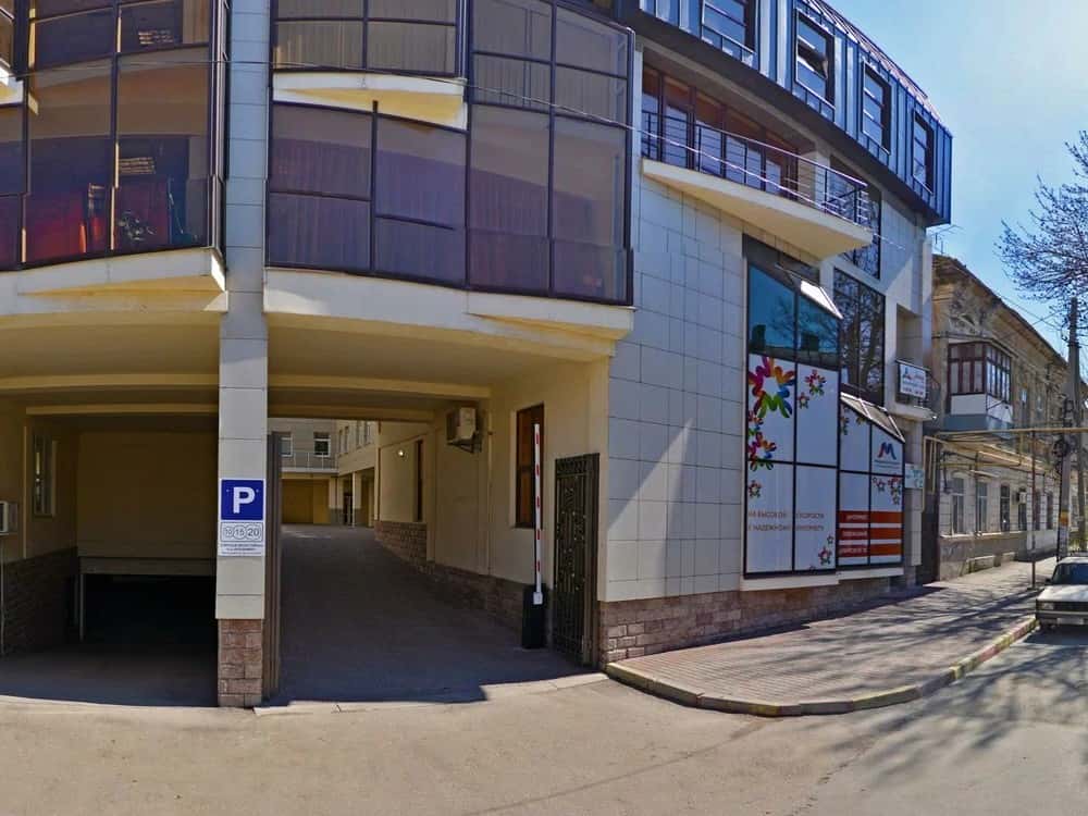 Фасад здания